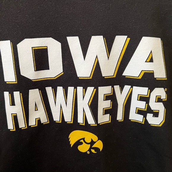 Iowa Hawkeyes Crewneck - Picture 2 of 3